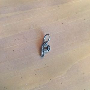 “P” pandora charm